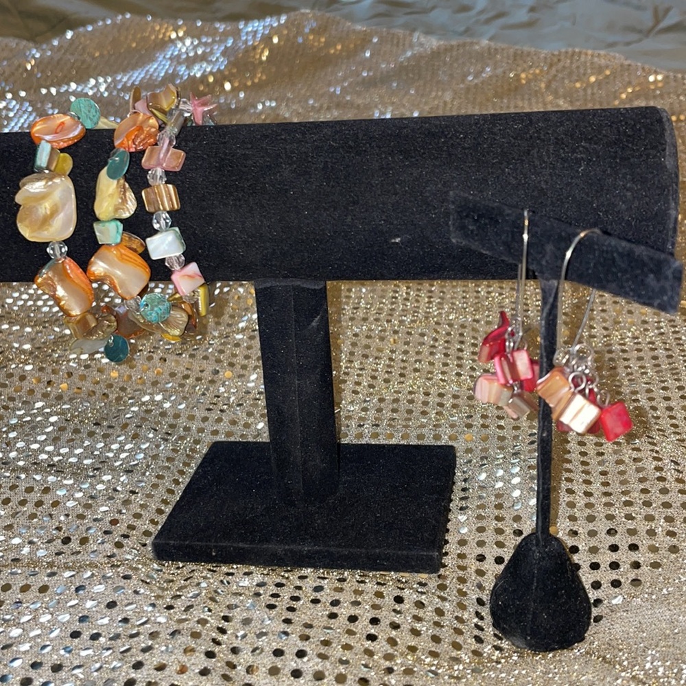 Bracelets - Picture 3 of 3